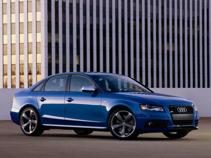  Audi S4 Sedan (B8, 8K) 2009 года  (NA) (фото 1 из 20)